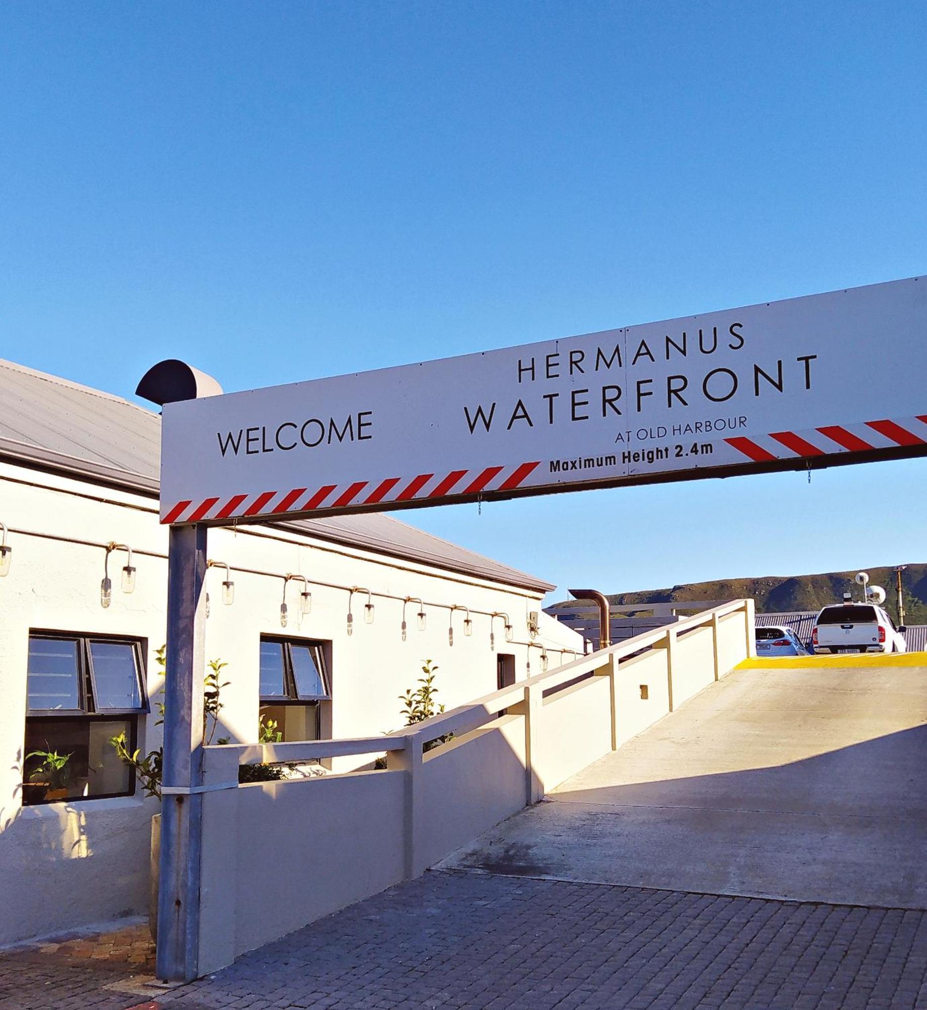 Apartment At Hermanus Waterfront Exterior foto